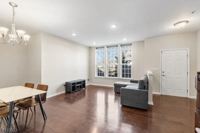 1514 Hudson Cir, Highland Park, NJ 08904 - #2