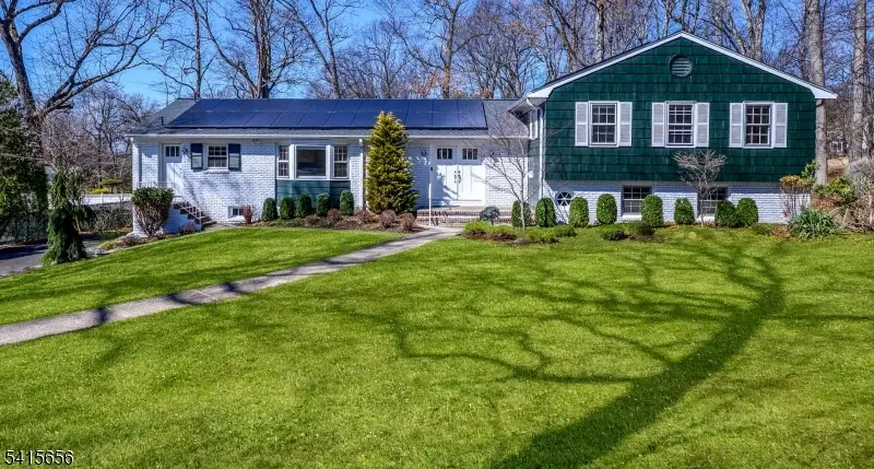 3 Sylvan Ct, Livingston, NJ 07039 - #1