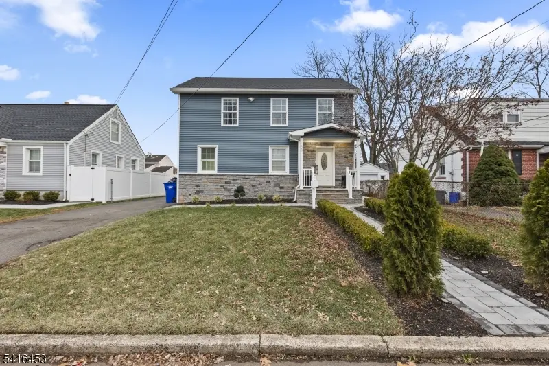 33 Mcauliffe Dr, North Brunswick, NJ 08902 - #1