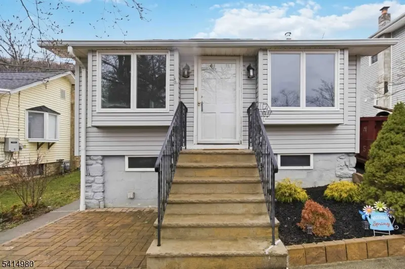 11 Huron Pl, Denville, NJ 07834 - #2