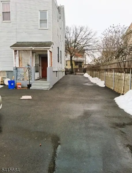 37 Springdale Ave, Newark, NJ 07107 - #2