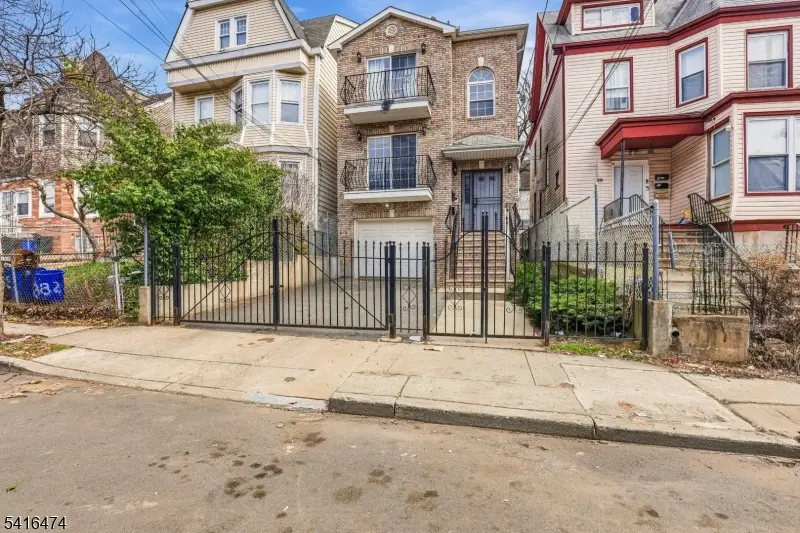 884 S 17th St, Newark, NJ 07108 - #2