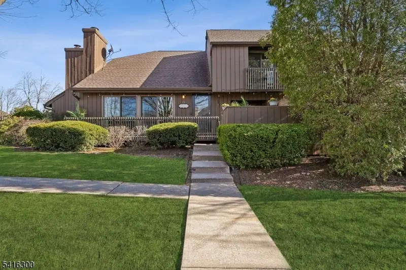 130 Kingsberry Dr, Franklin, NJ 08873 - #2