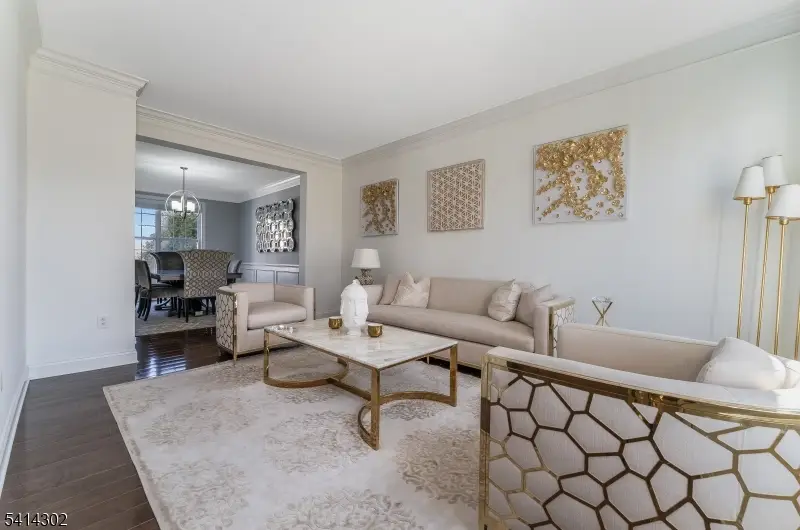 2 Elm Dr, Clinton, NJ 08801 - #3