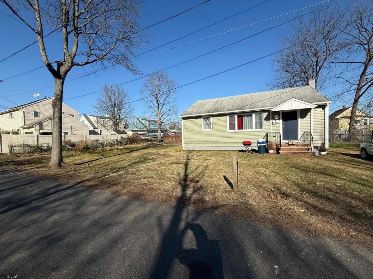 217 S 20th Ave, Manville, NJ 08835 - #1