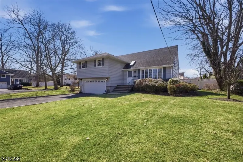 59 Genesee Trl, Westfield, NJ 07090 - #2