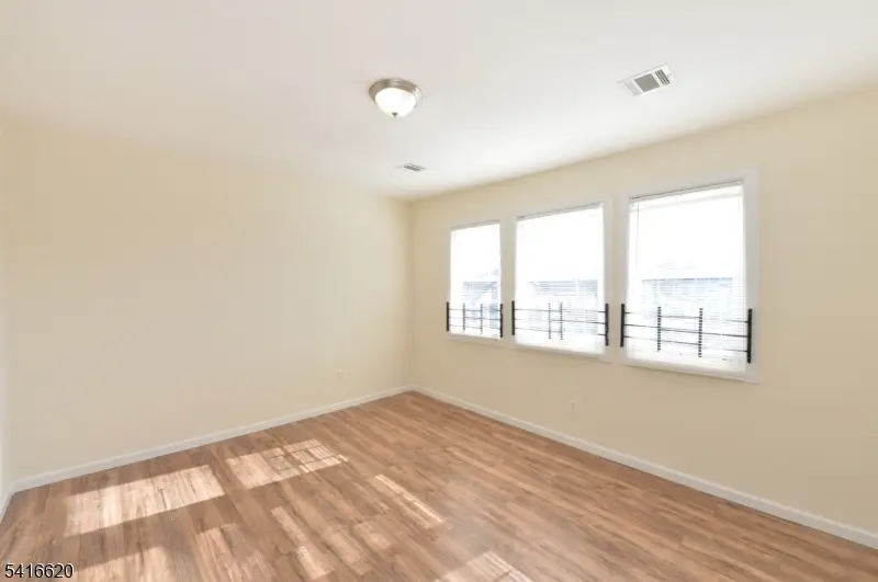 349 Osborne Ter, Newark, NJ 07112 - #3