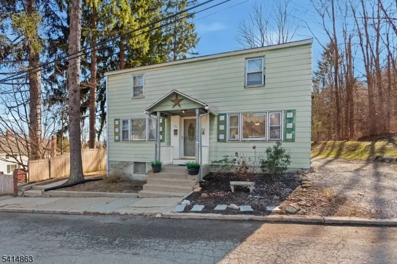 104 Harvey St, Hackettstown, NJ 07840 - #2