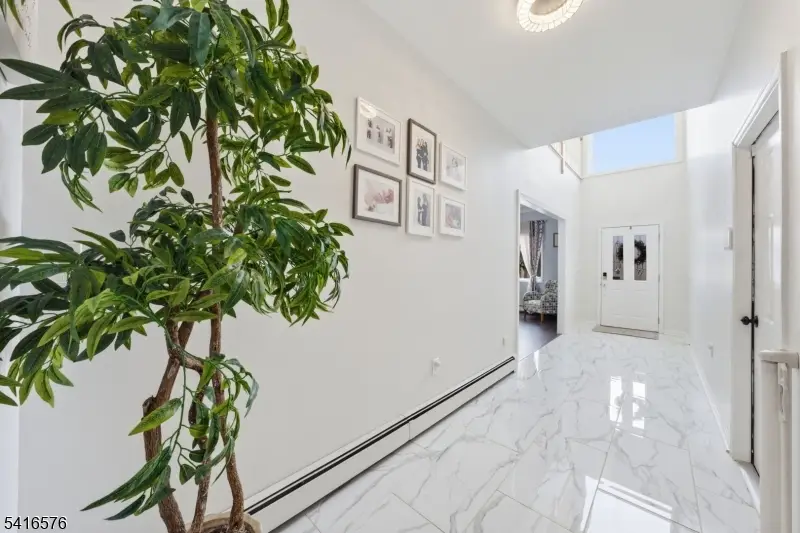 270 Baldwin Ave, Hasbrouck Heights, NJ 07604 - #3