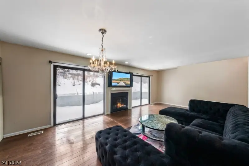 207 Stephanie Dr, North Caldwell, NJ 07006 - #3