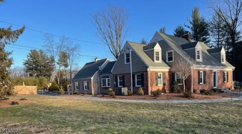 225 Emmans Rd, Roxbury, NJ 07836 - #2