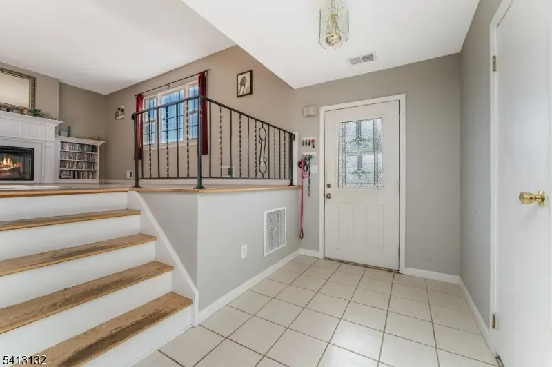 117 Deerfield Dr, Hackettstown, NJ 07840 - #3