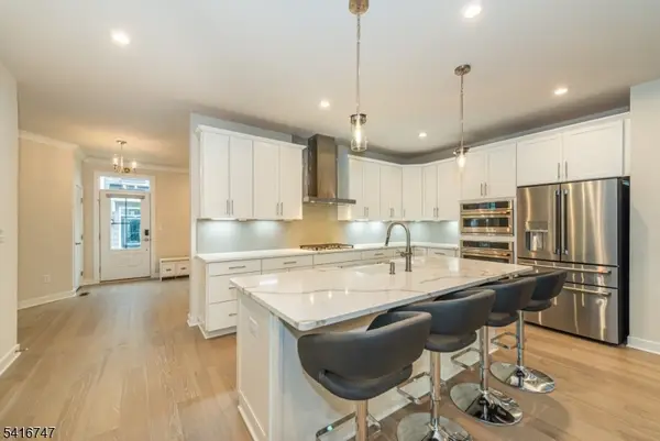 24 Willow Ln #24, Parsippany-Troy Hills Twp., NJ 07054