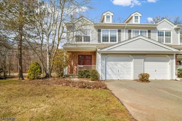 60 Hickory Way, Mount Arlington Boro, NJ 07856