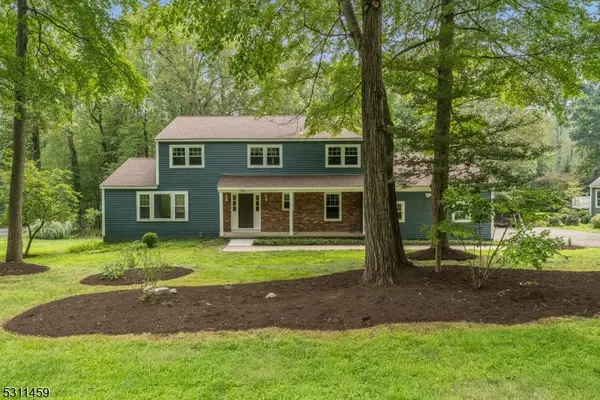 56 Mountainside Rd, Mendham Boro, NJ 07945