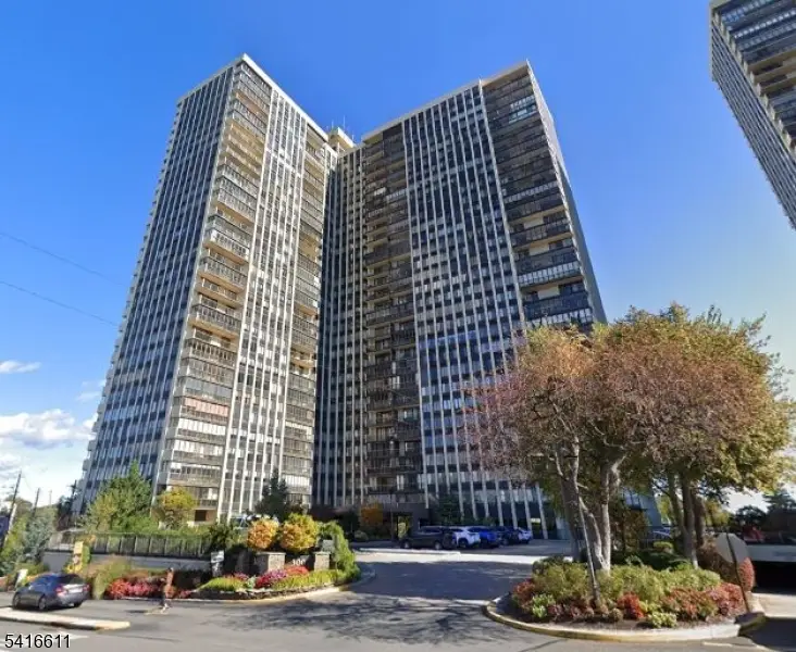 300 Winston Dr-c0210, Cliffside Park, NJ 07010 - #1