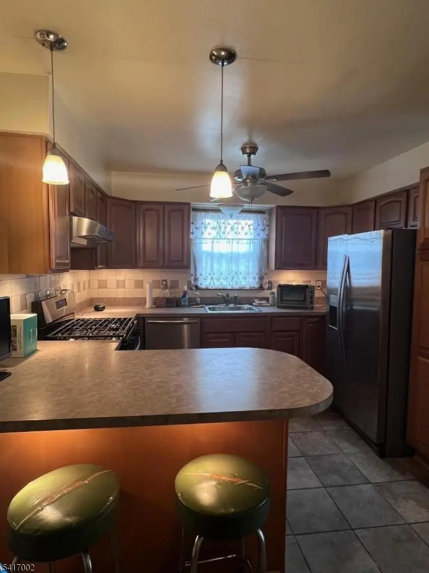 263 Colonial Pl, Plainfield, NJ 07062 - #3