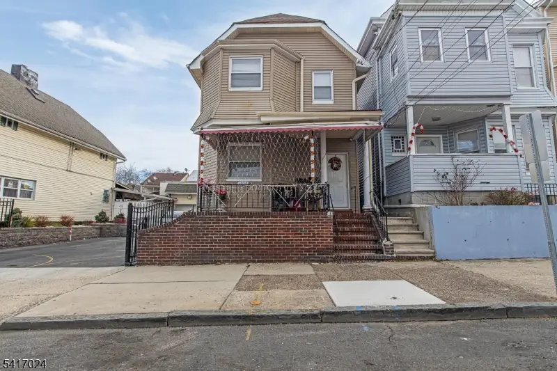 1029 E 19th St, Paterson, NJ 07501 - #1