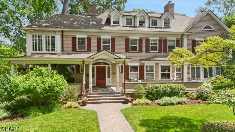 29 Hillcrest Rd, Glen Ridge, NJ 07028 - #1