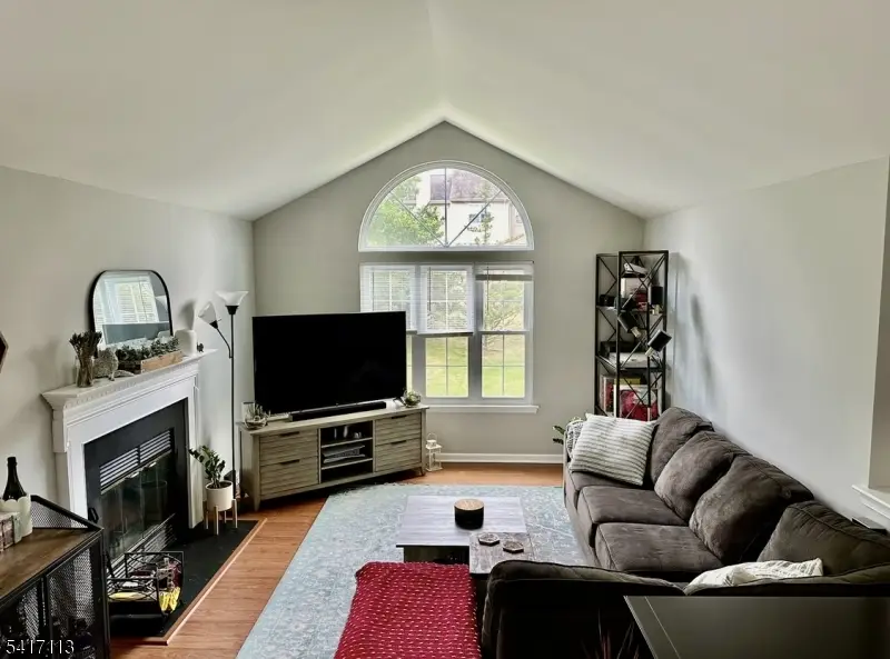 1404 Pinhorn Dr, Bradley Gardens, NJ 08807 - #2