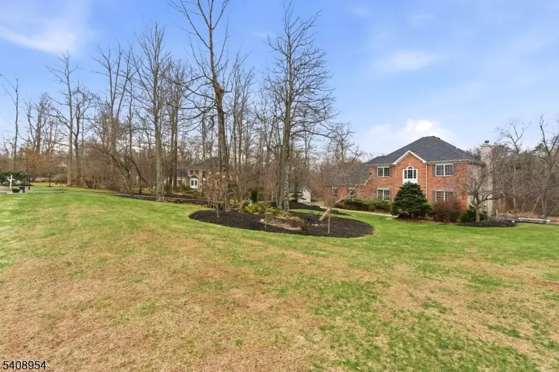 26 Fox Hollow Way, Green, NJ 07821 - #2