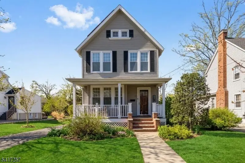 6 Myrtle Ave, Madison, NJ 07940 - #1