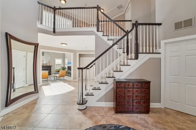 16 Baxter Ln, West Orange, NJ 07052 - #3