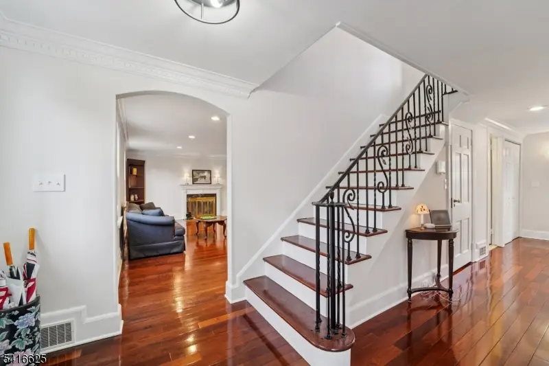 27 Fairview Ave, West Orange, NJ 07052 - #3