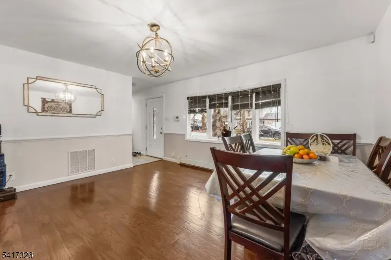 83 Village Rd, Pequannock, NJ 07444 - #3