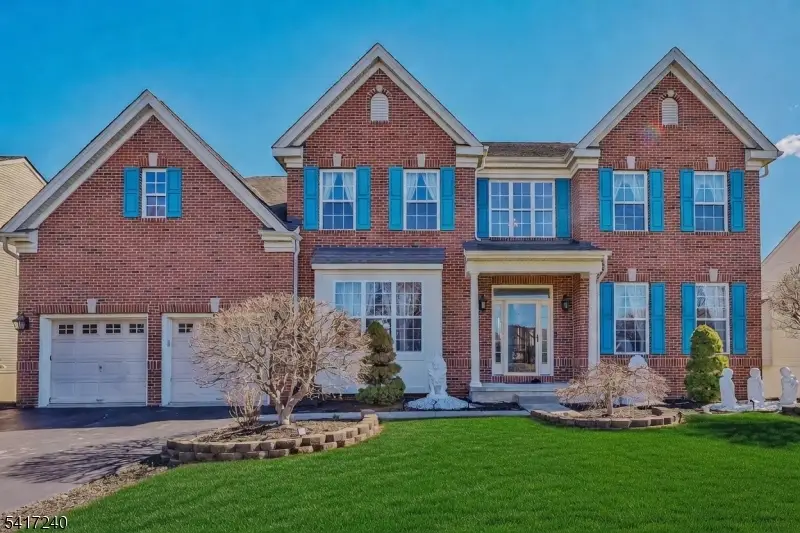 4 Elm Dr, Clinton, NJ 08809 - #2