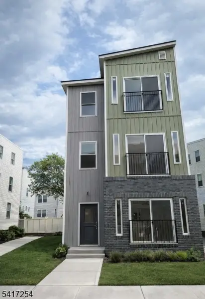 840 South 19th Street, Newark City, NJ 07108