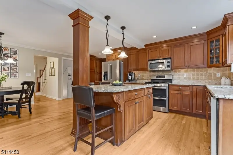 735 Castleman Dr, Westfield, NJ 07090 - #2