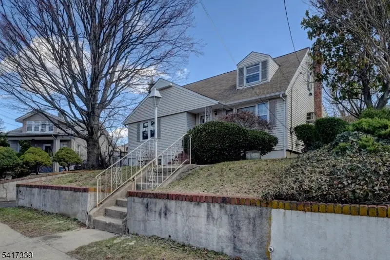 274 Gaston Ave, Garfield, NJ 07026 - #2