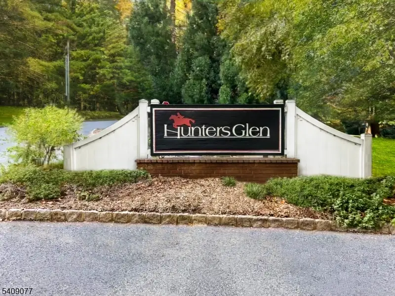 38 Hunters Circle, Tewksbury, NJ 08858 - #1