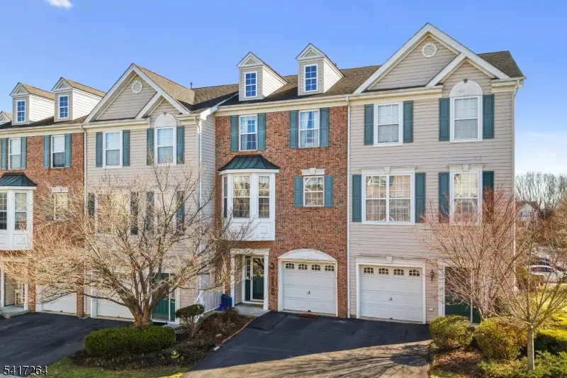 4 Hope St, Lopatcong, NJ 08865 - #1