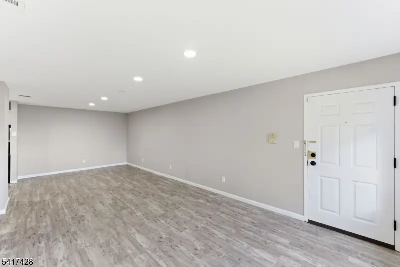 100 Watsessing Ave #5, Watsessing, NJ 07003 - #3