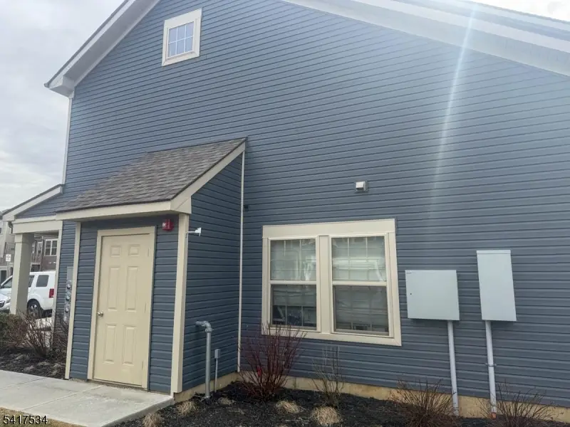 8 Aster Blvd, Warren, NJ 07059 - #2