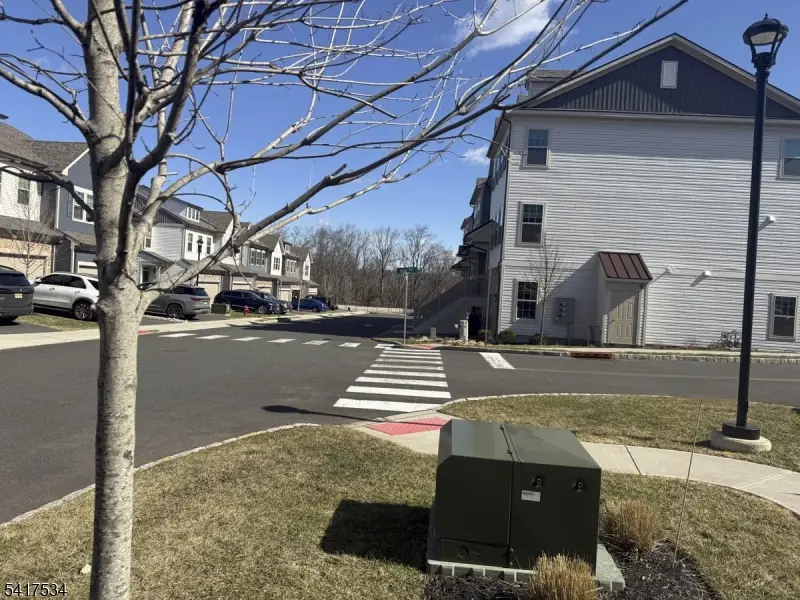 8 Aster Blvd, Warren, NJ 07059 - #3