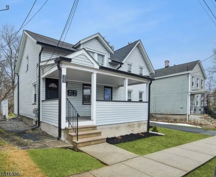 35 Hickory St, Bloomfield, NJ 07003 - #1