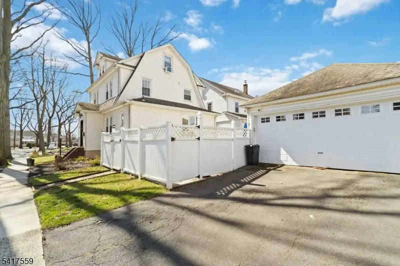 401 Woodland Ave, Roselle Park, NJ 07204 - #3