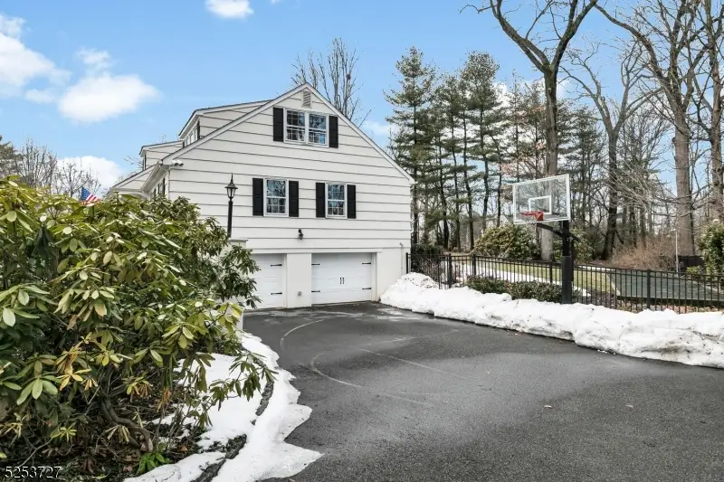 59 Manor Dr, Bernards, NJ 07920 - #3