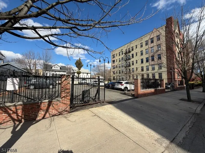 5 Pomona Ave #2c, Newark, NJ 07112 - #2