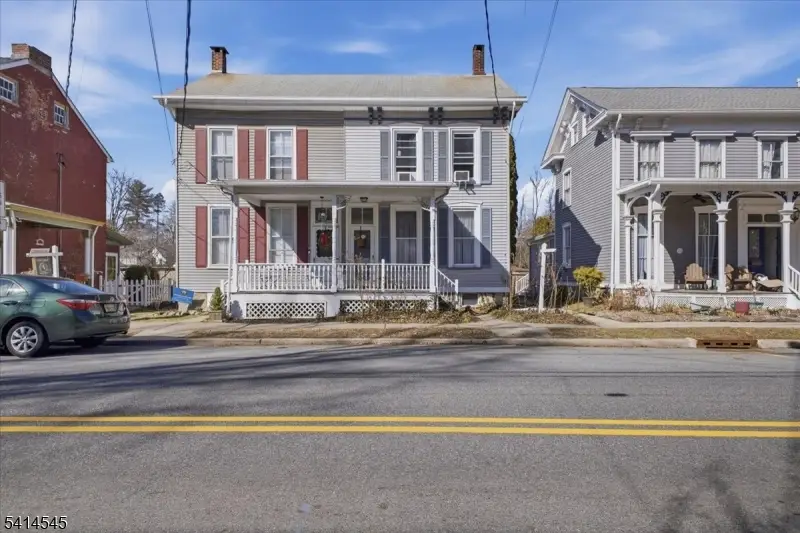 329 Water St, Belvidere, NJ 07823 - #2