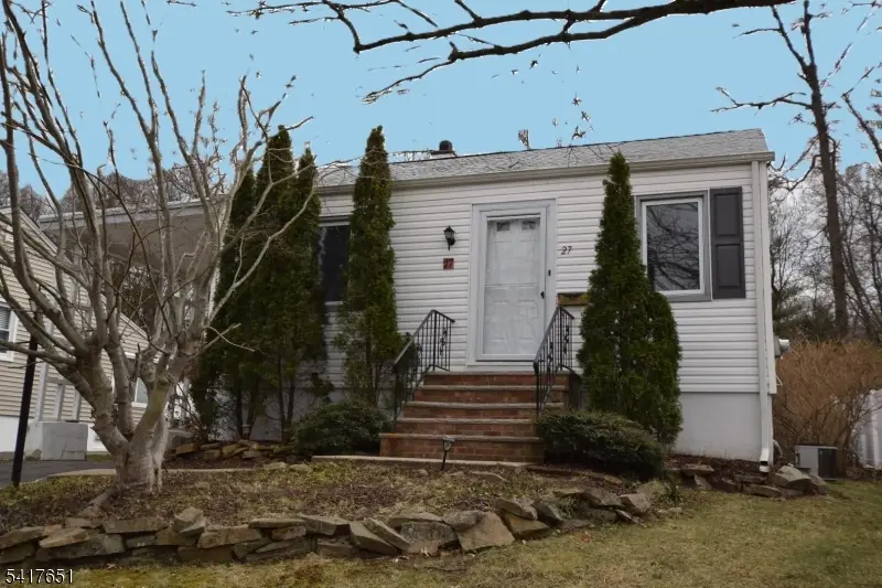 27 Grant Ave, New Providence, NJ 07974 - #1