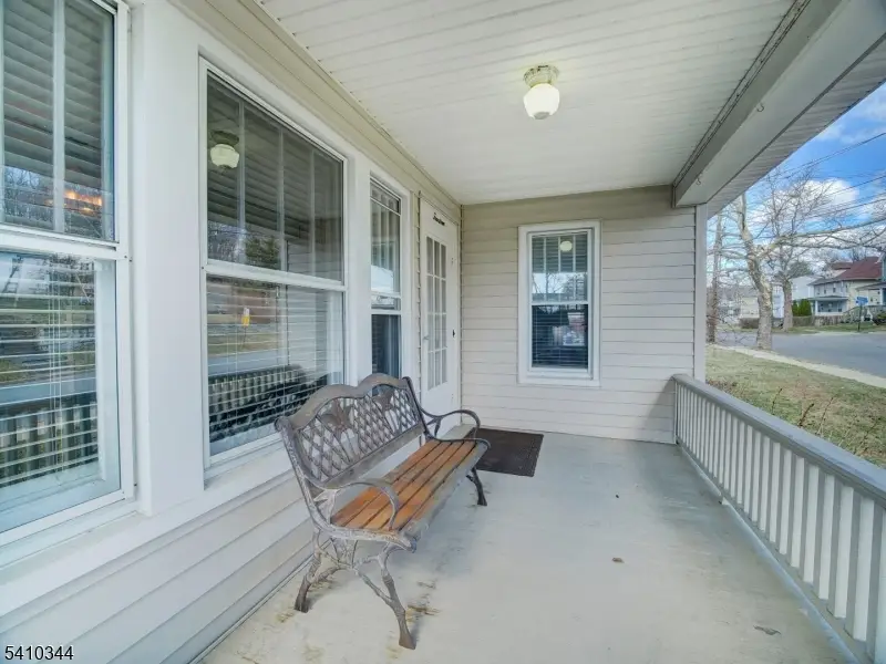 14 Clinton St, Newton, NJ 07860 - #3