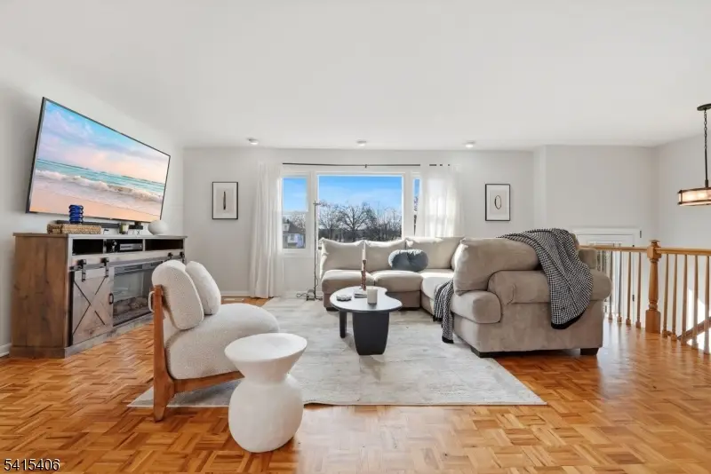 22 Elizabeth Ct, Brookdale, NJ 07003 - #3