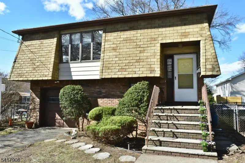 297 Fencsak Ave, Elmwood Park, NJ 07407 - #1