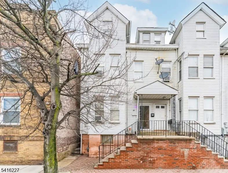 30 2nd St, Elizabethport, NJ 07206 - #3