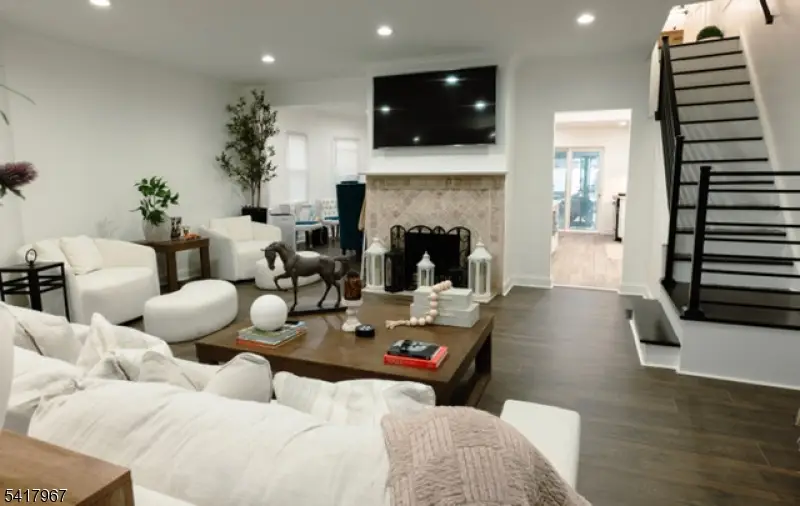 290 Elm Ave, Bogota, NJ 07603 - #2