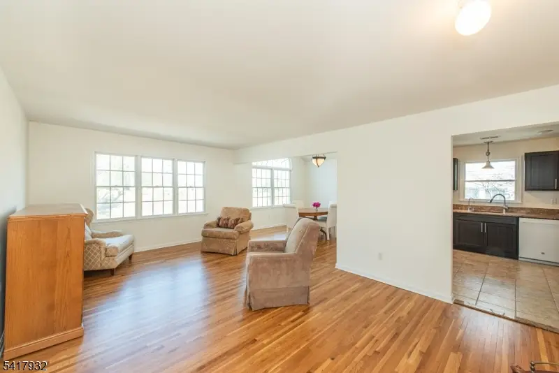 34 Thomas St, Caldwell, NJ 07006 - #2